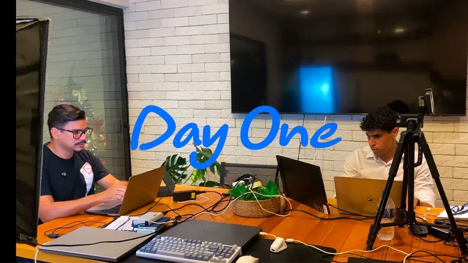 Capa do vídeo Day One